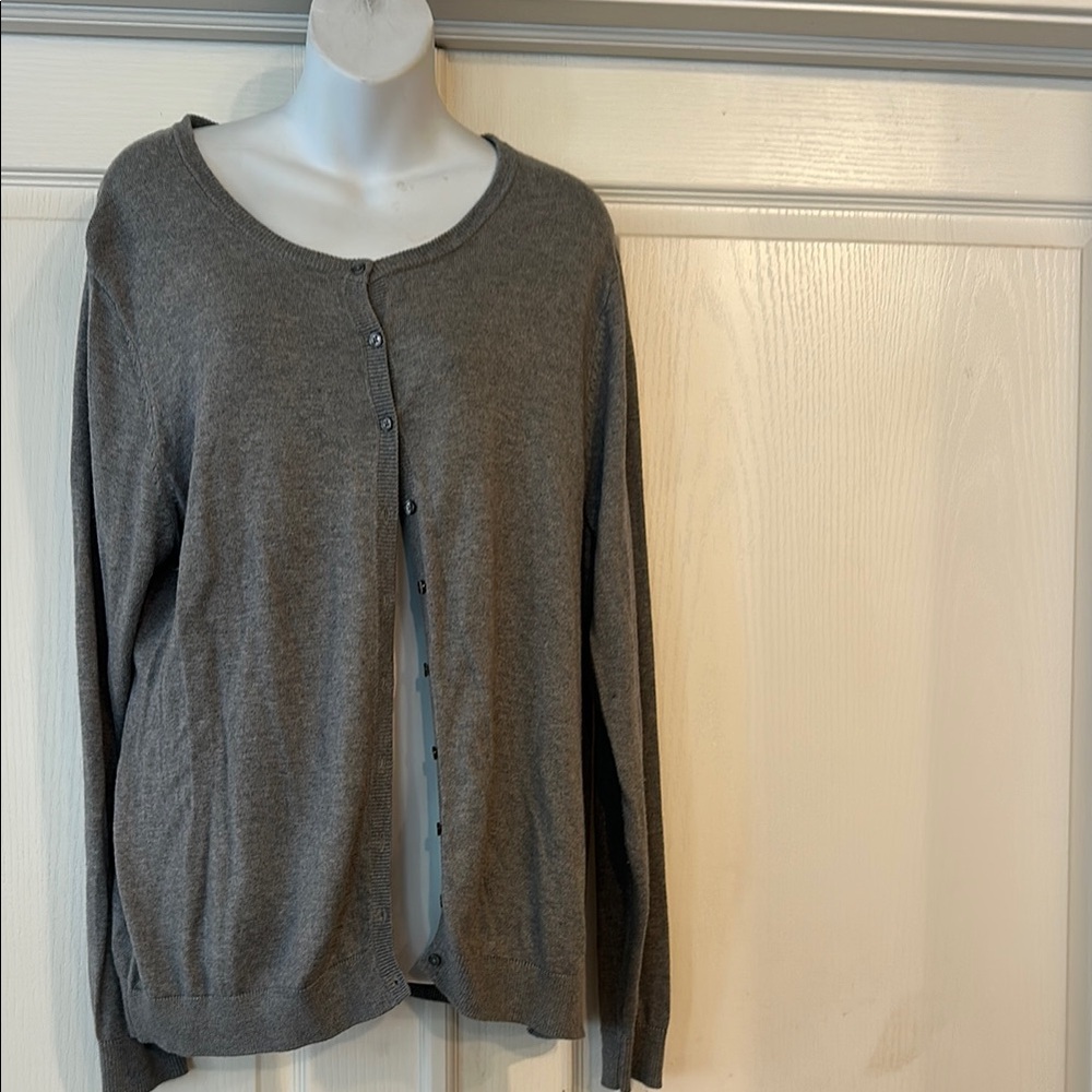 Old Navy Gray Women's Cardigan Sweater